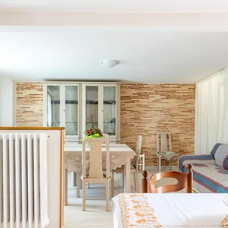 別荘 Casa Stanzian Gessopalena