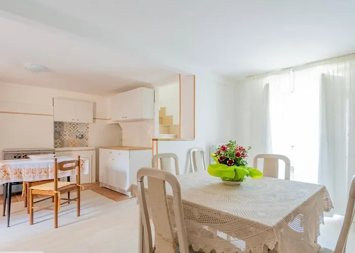 Casa Stanzian Holiday home *